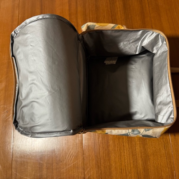 Fabric Lemon Patterned Insulated Lunchbox - Picture 5 of 6